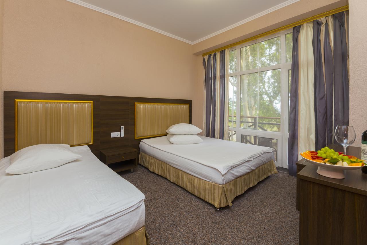 Napra Otel Gantiadi Dış mekan fotoğraf