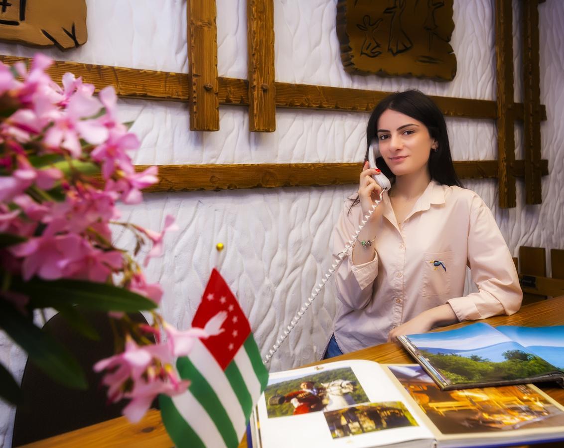 Napra Otel Gantiadi Dış mekan fotoğraf