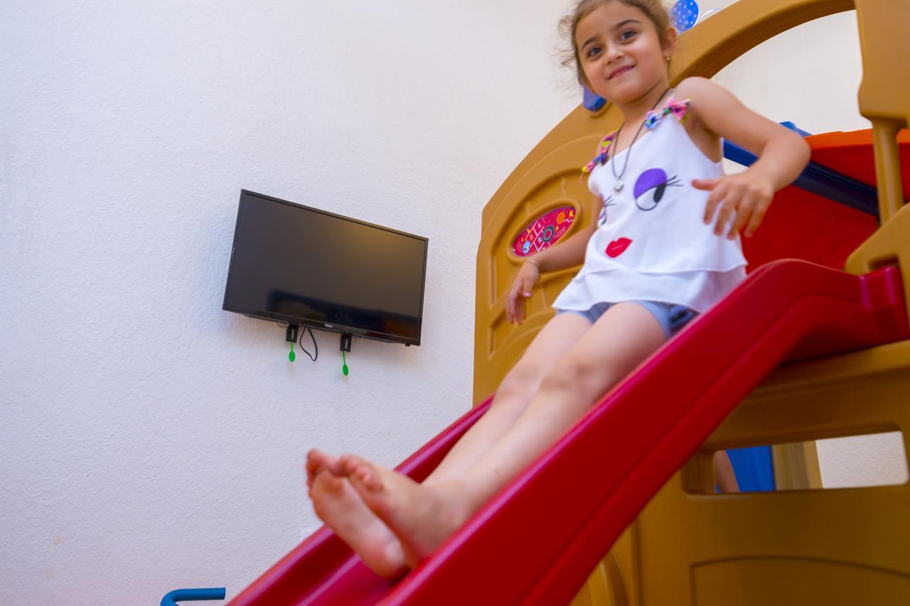 Napra Otel Gantiadi Dış mekan fotoğraf