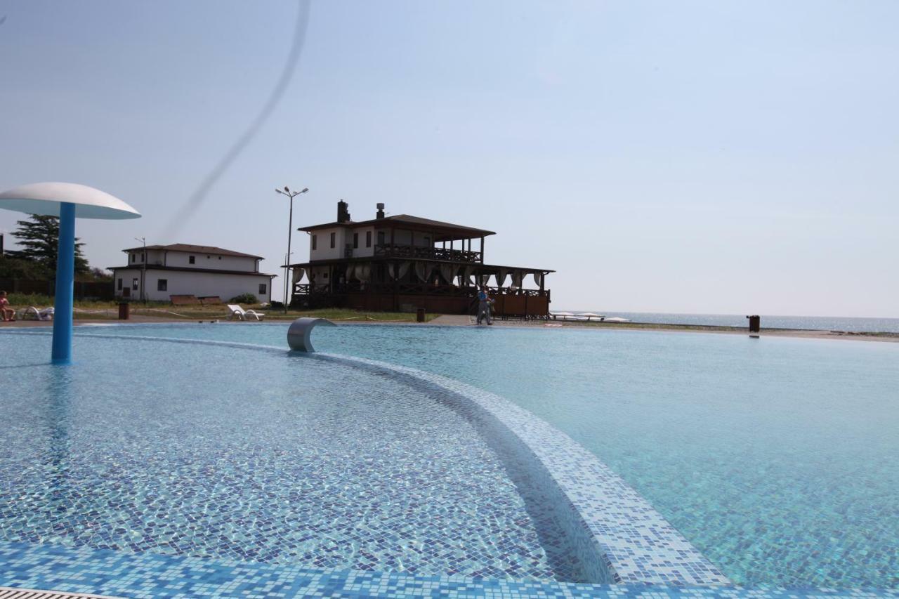 Napra Otel Gantiadi Dış mekan fotoğraf
