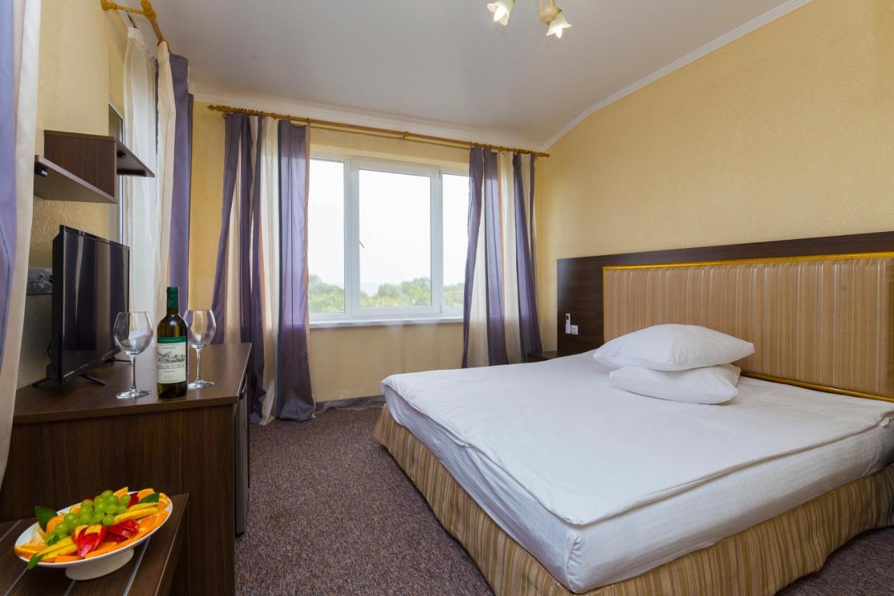 Napra Otel Gantiadi Dış mekan fotoğraf